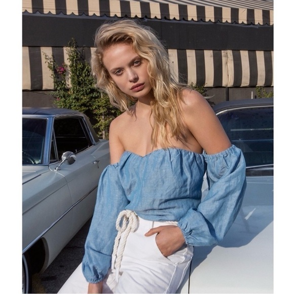 Free People Tops - Free People In The Limelight Off The Shoulder Chambray Cropped Top Size XS